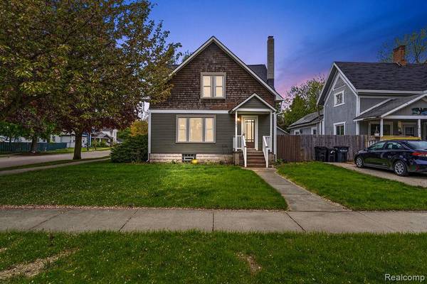305 N Almont AVE, Imlay City, MI 48444