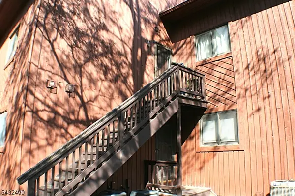 4 Augusta Dr #4, Vernon Twp., NJ 07462