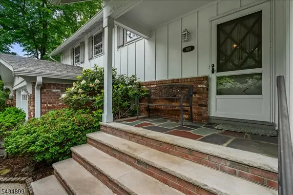1110 Minisink Way, Westfield Town, NJ 07090