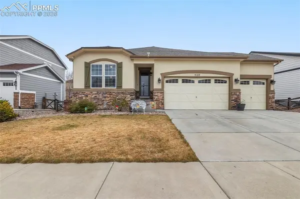 7127 Mountain Spruce DR, Colorado Springs, CO 80927