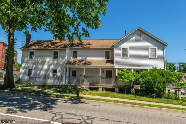 820 Bloomfield Ave,  Verona Twp.,  NJ 07044