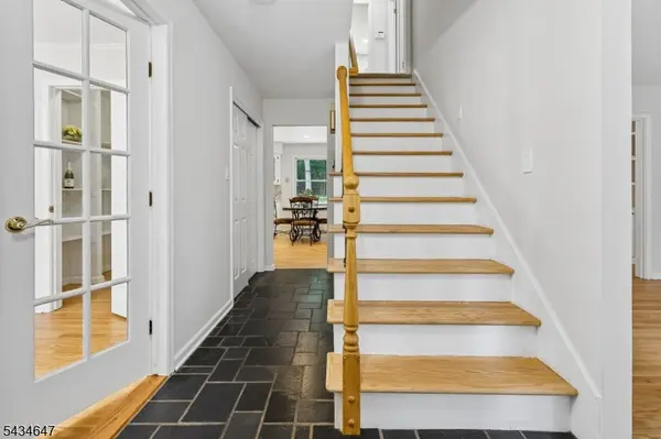 219 E Mountain Rd, Hillsborough Twp., NJ 08844