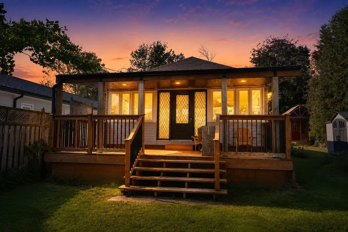 1556 Houston AVE, Innisfil, ON L9S 4M7