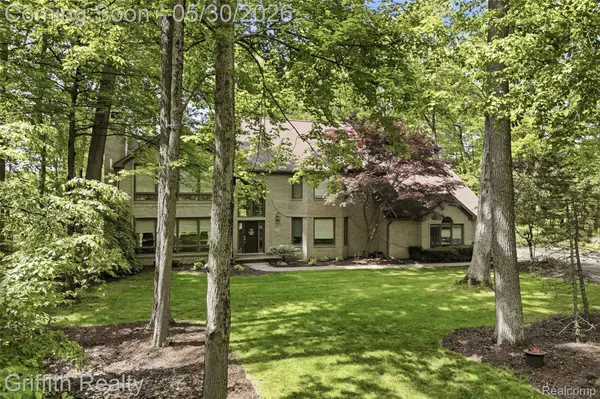 2018 Pine Hollow TRL, Brighton Township, MI 48114