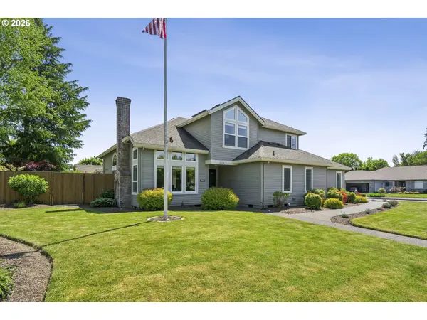 2112 NW Michelbook LN, Mc Minnville, OR 97128