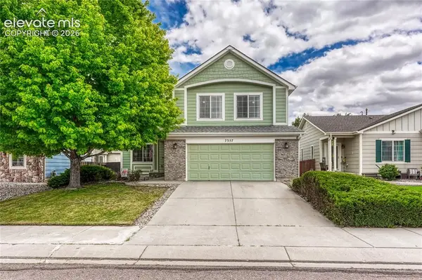7357 BRUSH HOLLOW DR, Fountain, CO 80817