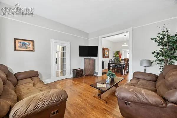 2622 N Nevada AVE, Colorado Springs, CO 80907