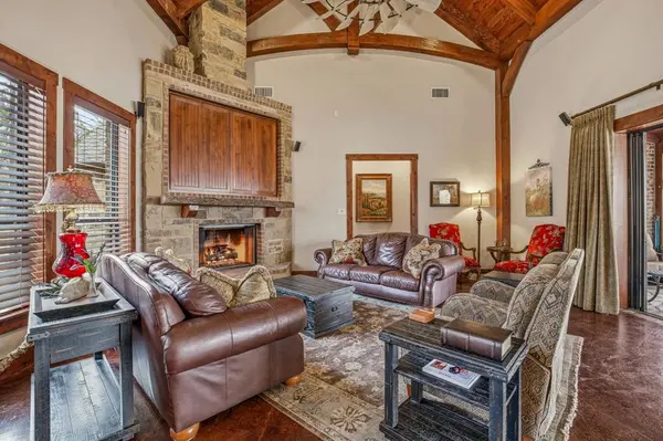 1658 County Road 2027, Glen Rose, TX 76043