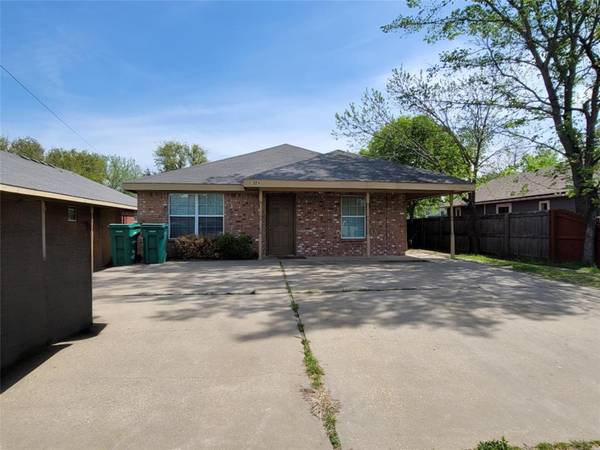 217 E Craven Avenue #A & B, Lacy Lakeview, TX 76705