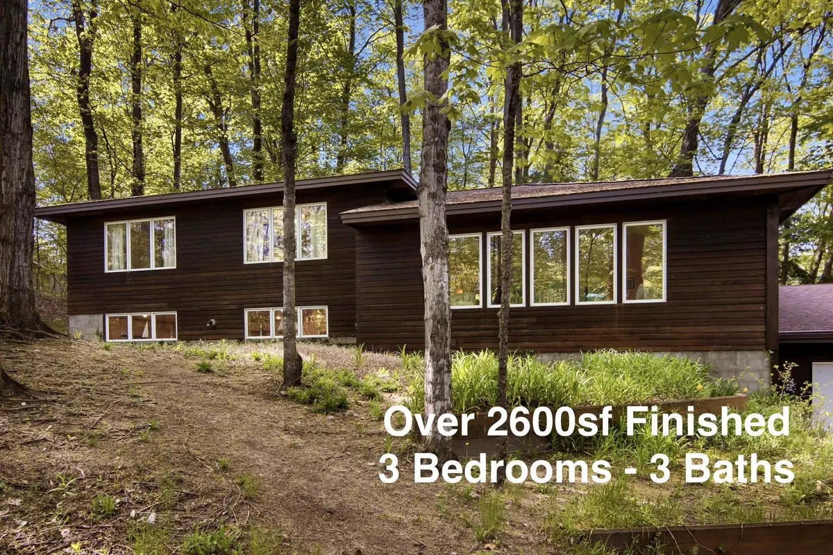 776 W Blackberry LN, Suttons Bay Twp, MI 49682