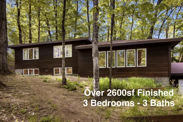 776 W Blackberry LN, Suttons Bay Twp, MI 49682