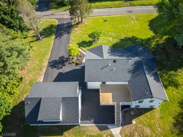 121 Fairview Dr, Branchburg Twp., NJ 08853