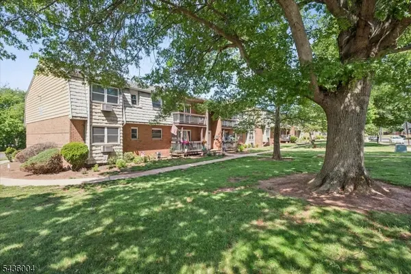 514 Andria Ave #164, Hillsborough Twp., NJ 08844