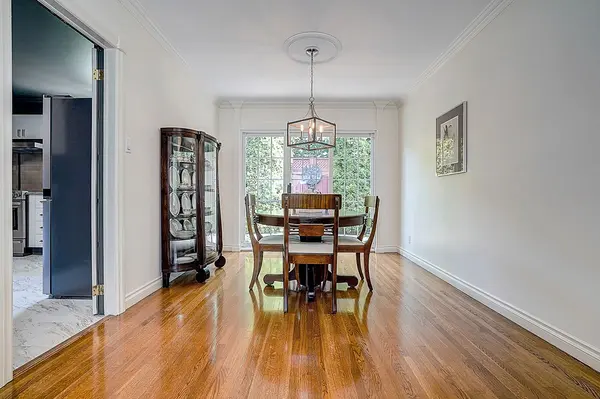 62 Kempsell CRES, Toronto C15, ON M2J 2Z7