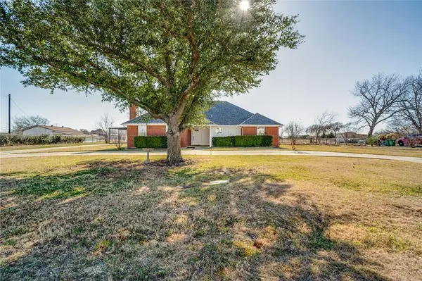 3722 Carrie Lane, St. Paul, TX 75098