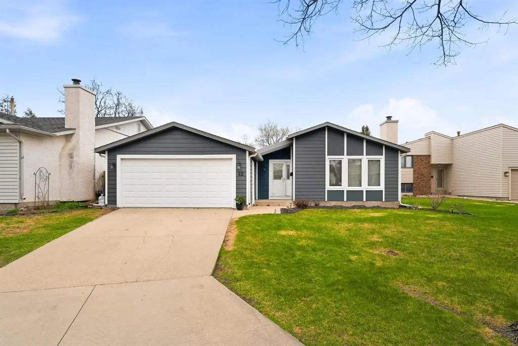 42 Ashford DR, Winnipeg, MB R2N 1K7
