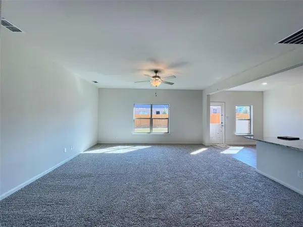 1946 Canterbury Drive, Seagoville, TX 75159