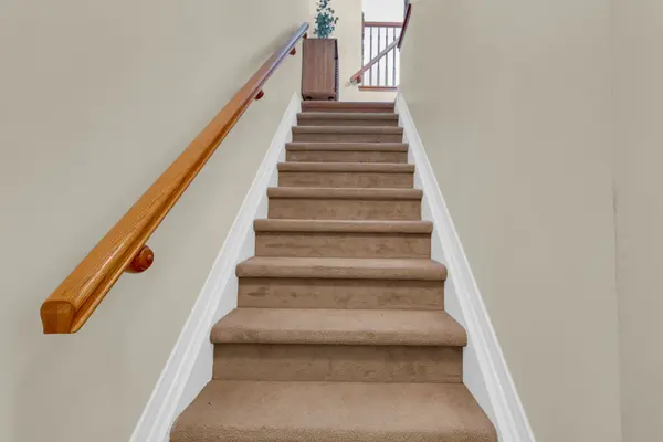 555 REARDON Private, Hunt Club - South Keys And Area, ON K1V 2L1