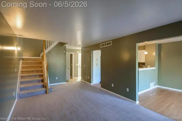8691 Ironwood DR, Van Buren Charter Township, MI 48111