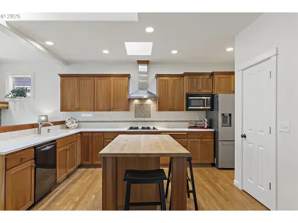 15597 NW GRAF ST, Portland, OR 97229