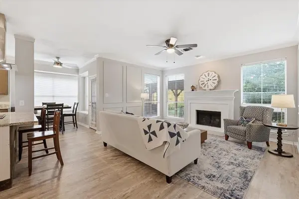 1674 Knoll Ridge Circle, Corinth, TX 76210