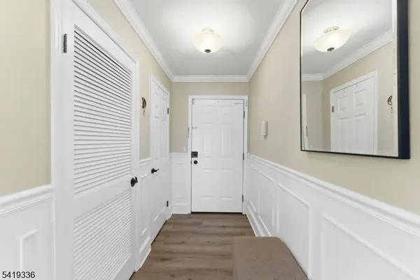 779 Riverside Ave #201, Lyndhurst Twp., NJ 07071