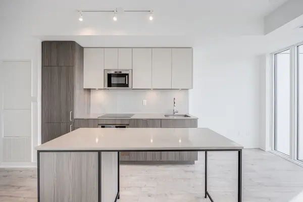 220 Missinnihe WAY #1117, Mississauga, ON L5H 0A9