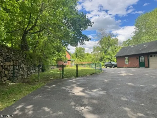 39 Lavin Rd, Rockaway Twp., NJ 07885