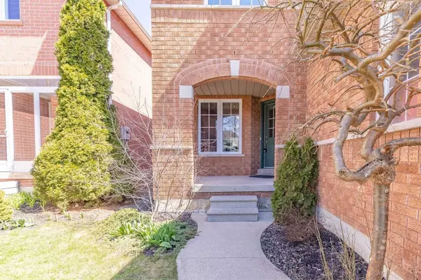 49 Hood CRES, Brampton, ON L6Y 4S7