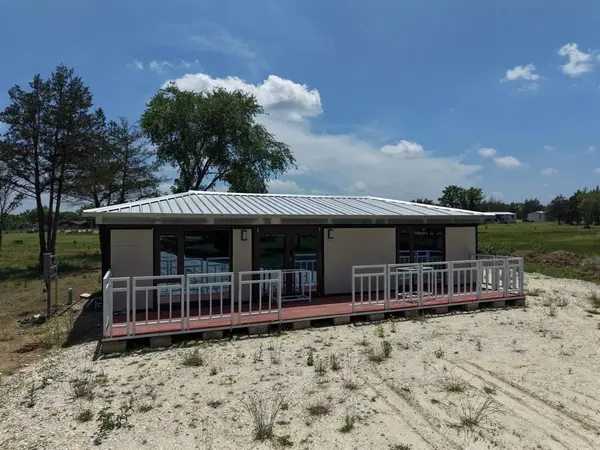 1316 E Titus Street, Mexia, TX 76667