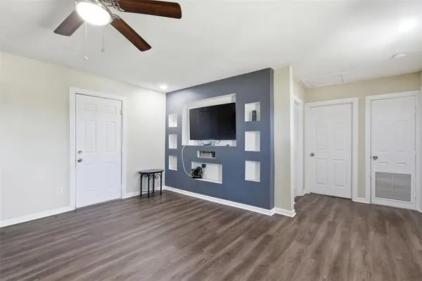 6824 Lakeside Drive, Lake Worth, TX 76135