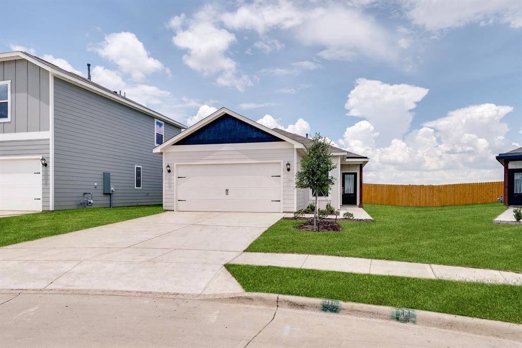 1420 Reiner Drive, Crandall, TX 75114