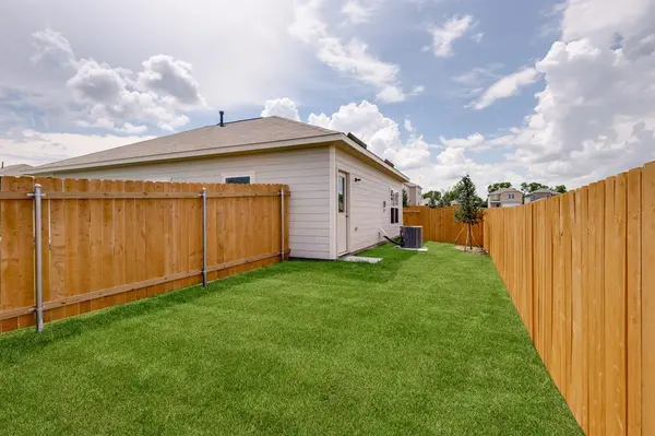 1420 Reiner Drive, Crandall, TX 75114