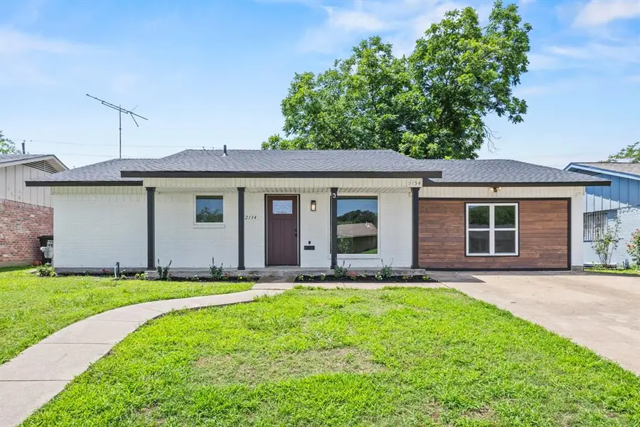 2134 Bowie Drive, Carrollton, TX 75006