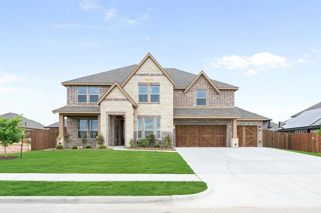 933 Ford Drive, Desoto, TX 75115