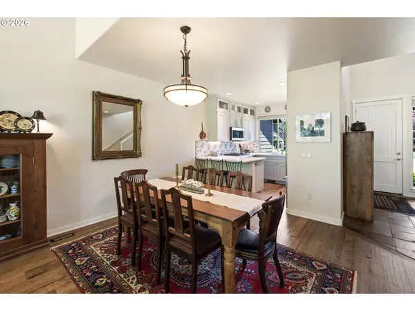 1302 HIGHLAND VIEW LOOP, Redmond, OR 97756