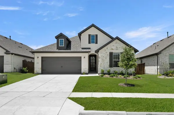 1321 Rothland Lane, Red Oak, TX 75154
