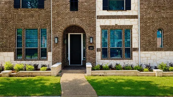 2246 Longview Road, Irving, TX 75063