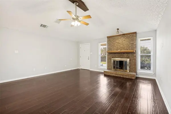 2208 Cedarcrest Drive, Carrollton, TX 75007