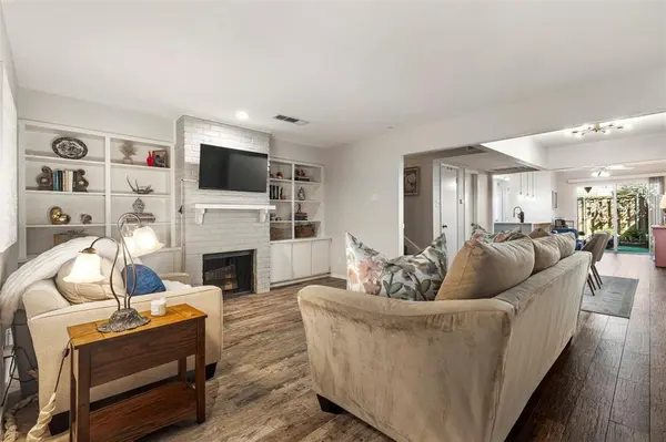 3740 Vitruvian Way #D, Addison, TX 75001