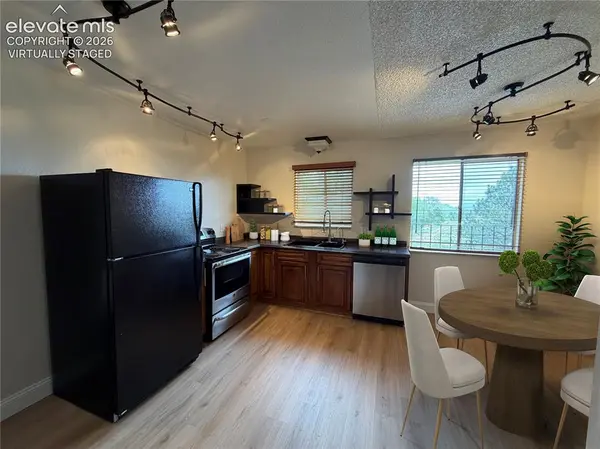2959 Mesa RD #C, Colorado Springs, CO 80904