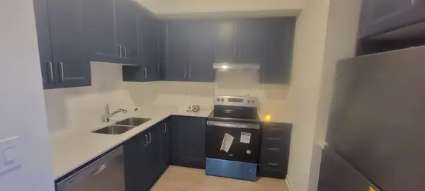 1695 Dersan ST #327, Pickering, ON L1X 0S9