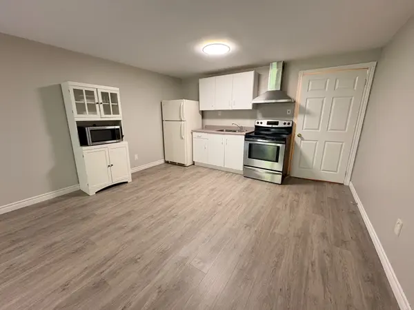 808 Tindle Bay RD #LOWER, Selwyn, ON K9J 6X3