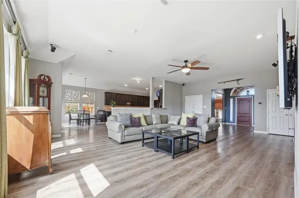 6610 Driftwood Lane, Rowlett, TX 75089