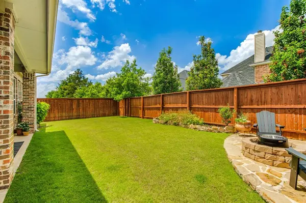 1031 Fortner Road, Lantana, TX 76226