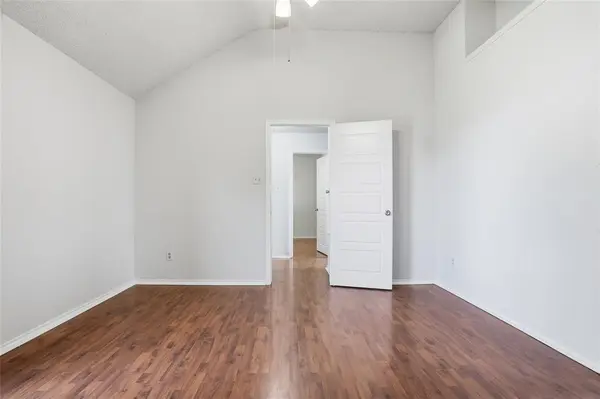 2142 Falcon Ridge Drive, Carrollton, TX 75010