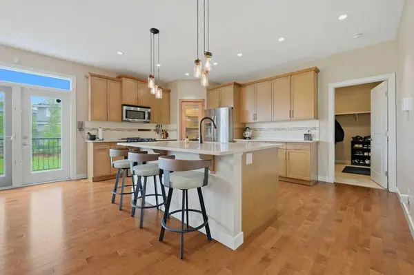 256 Boulder Creek DR SE, Langdon, AB T0J 1X3
