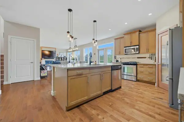 256 Boulder Creek DR SE, Langdon, AB T0J 1X3