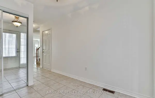 348 Kittridge RD, Oakville, ON L6H 7K8