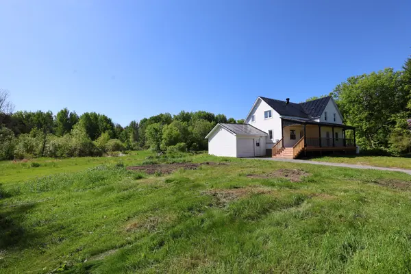 18400 Kenyon Conc Rd 5 RD, North Glengarry, ON K0C 1T0